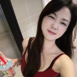 长腿性感嫩妹