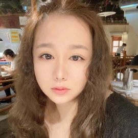 丰满大奶妹妹
