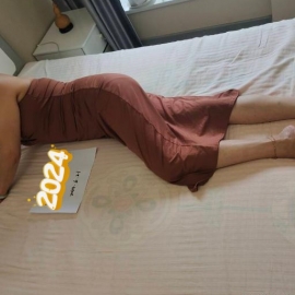 鑫恒广场长腿少妇