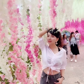 验证个颜值小高的上班族