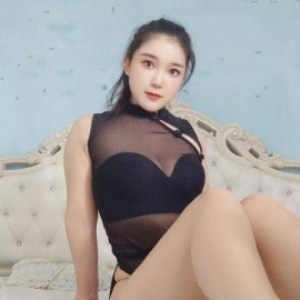 美艳大胸骚少妇