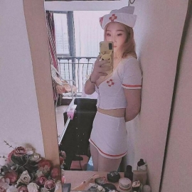 制服巨胸妹