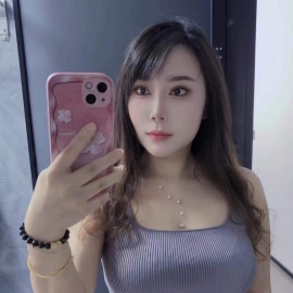 丰满比较年轻