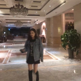 验证个颜值小高的妹子