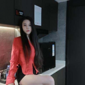 天然大胸少妇