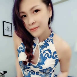 推荐个服务不错人气高的小白领